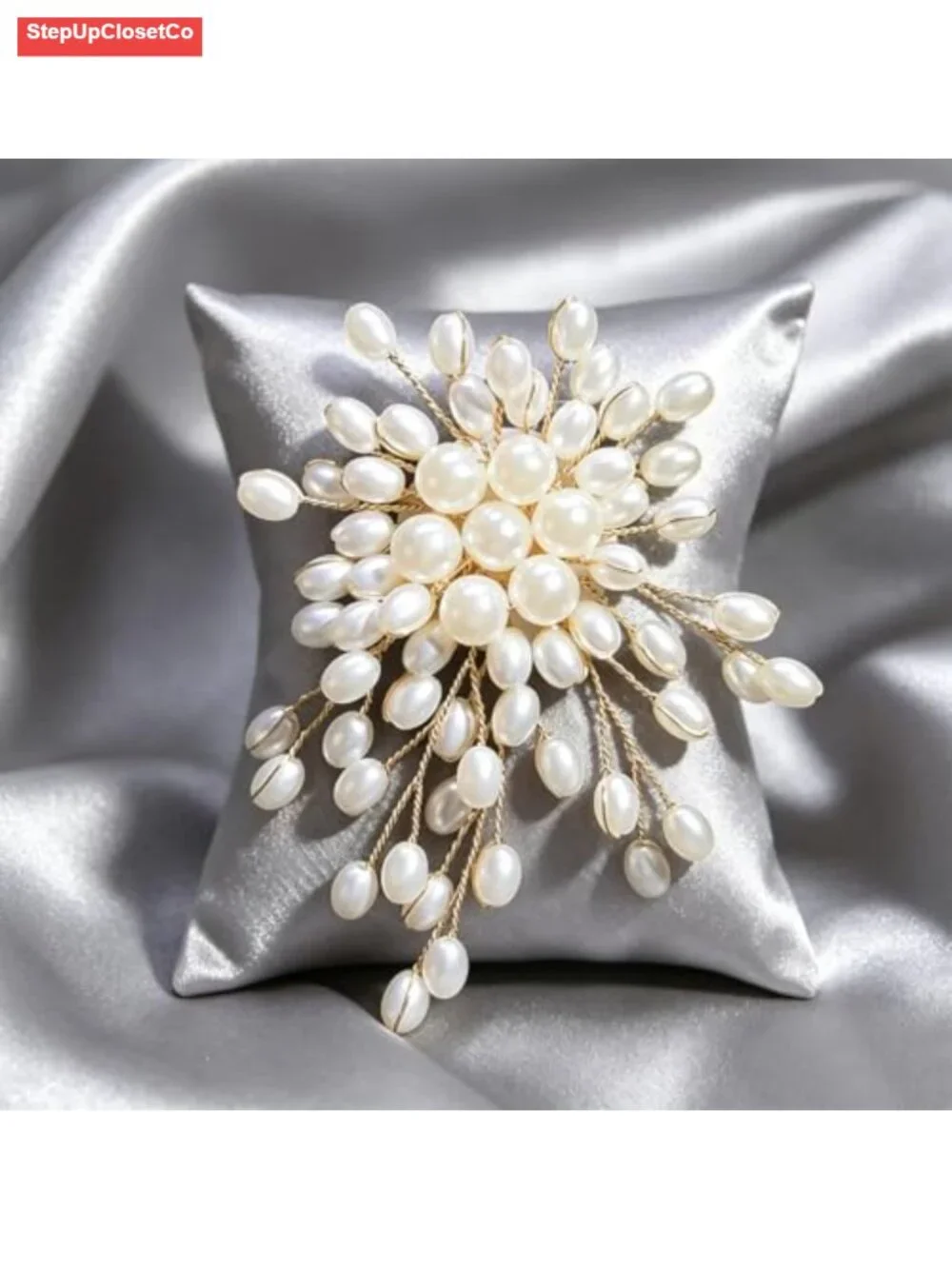 White Oval Pearl Floral Brooch Pin for Women Dainty Y2K Jewelry